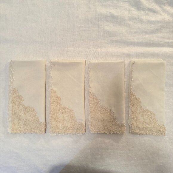 4ct Ivory and Cream Lace Linen Napkin - Picture 14 of 16